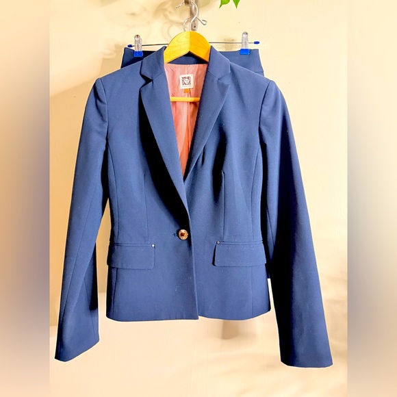 Anne Klein Jackets & Blazers - Ann‎ Klein Elegant Navy Blue Women's Blazer and skirt set size 2